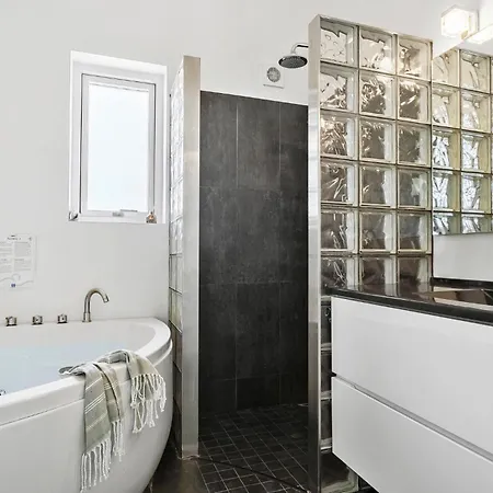 4 Bedroom Beautiful In Haderslev