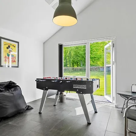 4 Bedroom Beautiful In * Haderslev