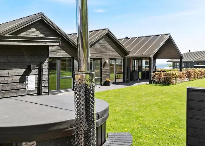 Nyaraló 4 Bedroom Beautiful In Haderslev