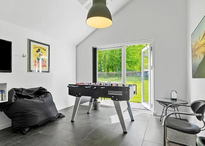 4 Bedroom Beautiful In * Haderslev