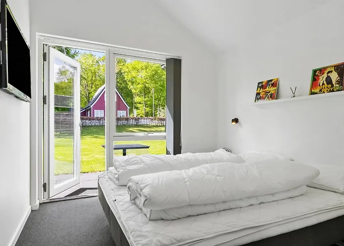 4 Bedroom Beautiful In Nyaraló Haderslev